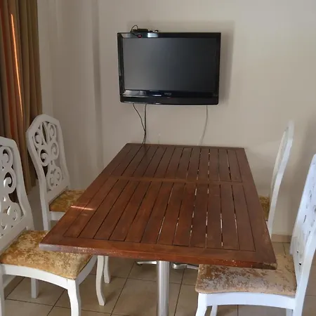 Apartment Safari N-8 *